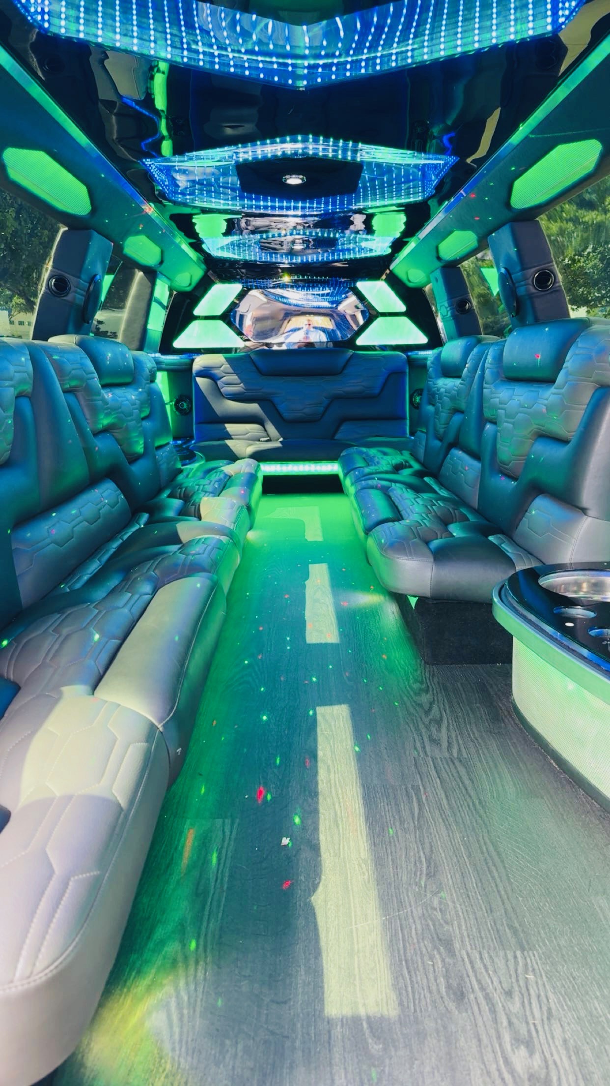 2024 Cadillac Escalade 18 passenger stretch limousine interior